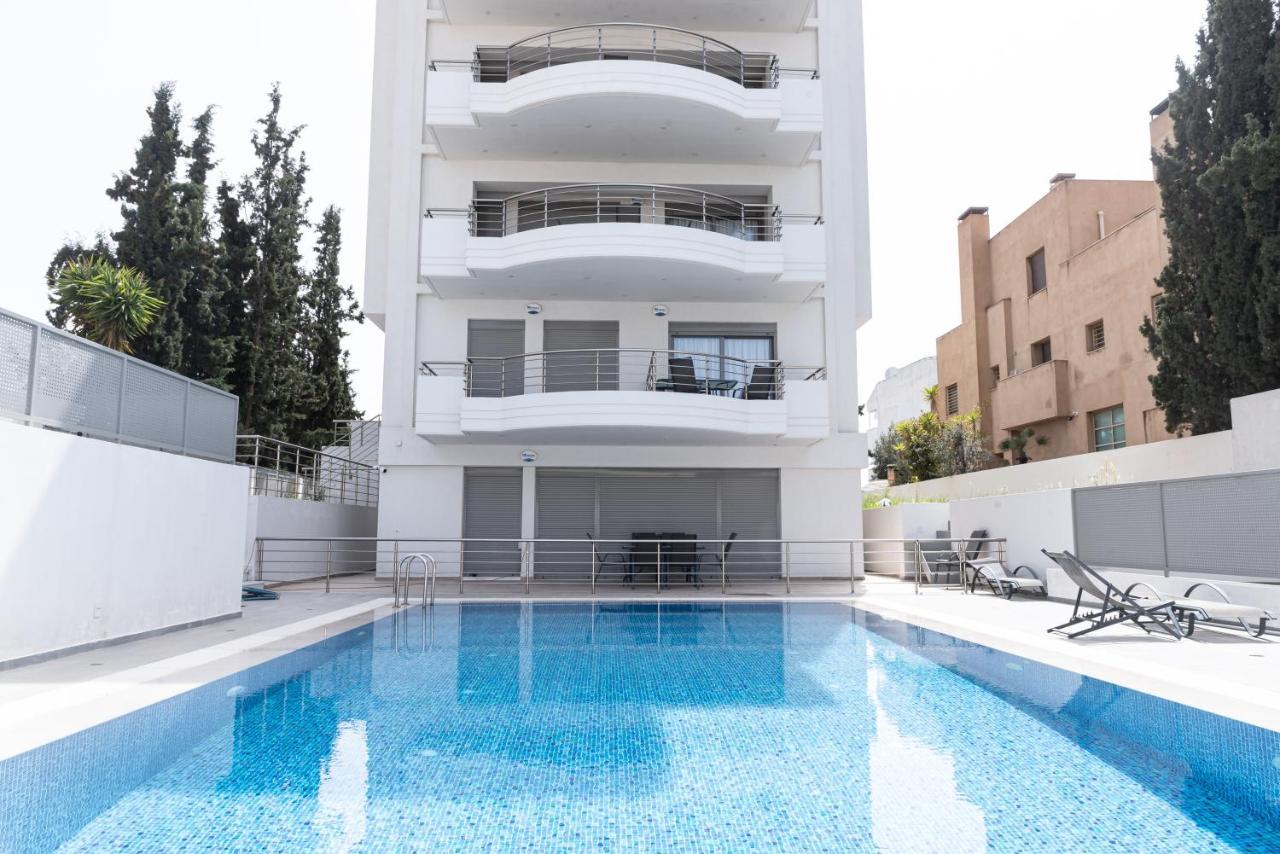 Design Apartment With Swimming Pool Near The Beach Athena Bagian luar foto